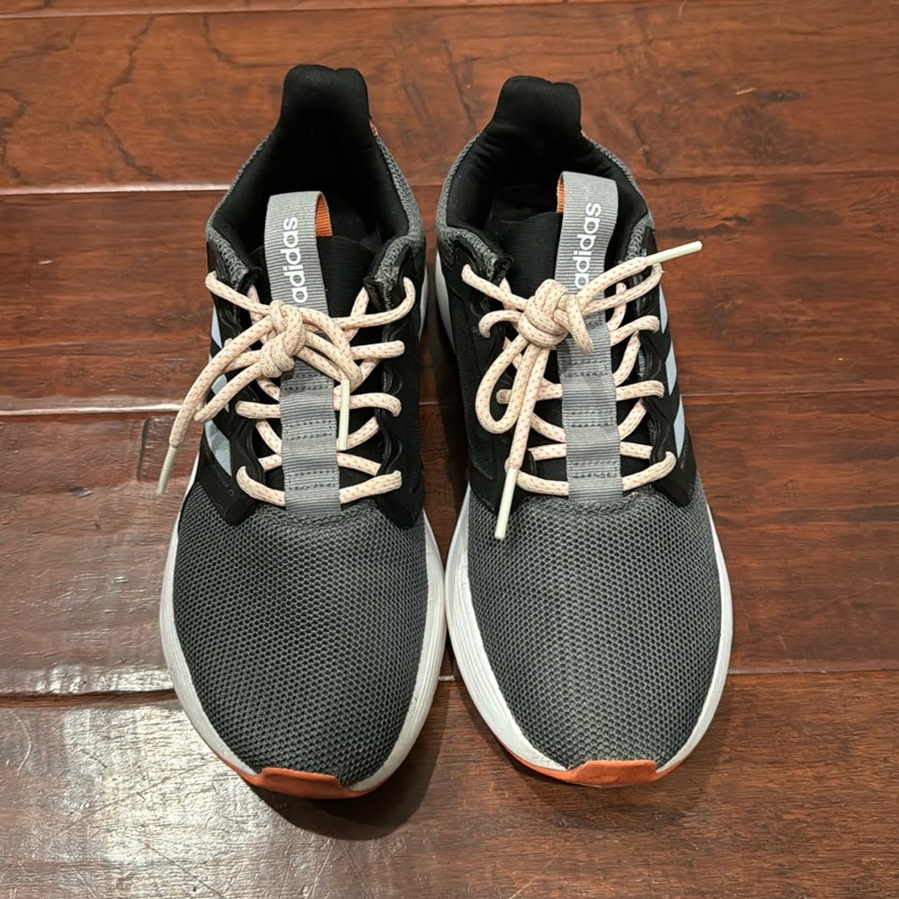Adidas tennis shoes
